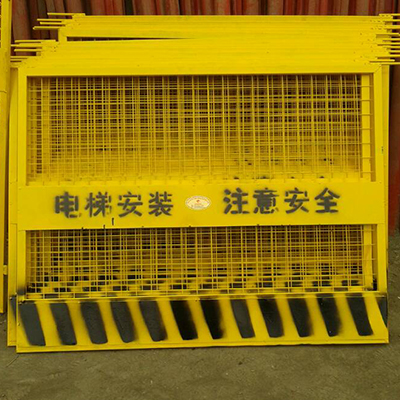 施工電梯井口防護網(wǎng)案例