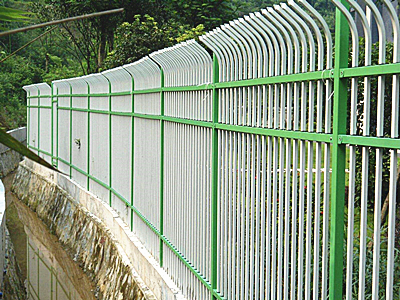 河道鋅鋼護欄