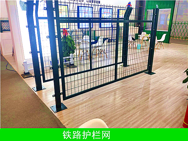 8002鐵路護攔網(wǎng) - 河北振興金源絲網(wǎng)集團有限公司圖片3